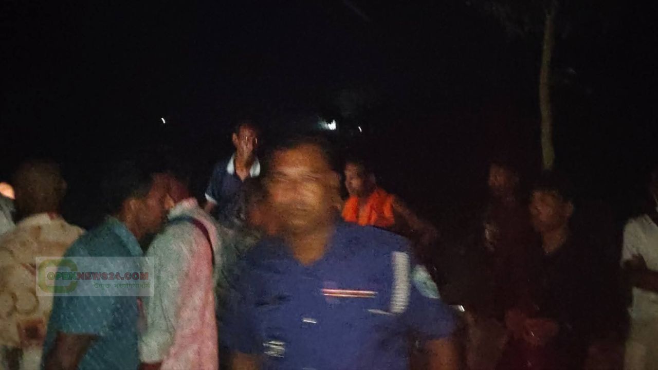 ঠাকুরগাঁওয়ে আউলিয়াপুর মা ও মেয়ের অ'র্ধ'গ'লিত ম'র'দে'হ উদ্ধার